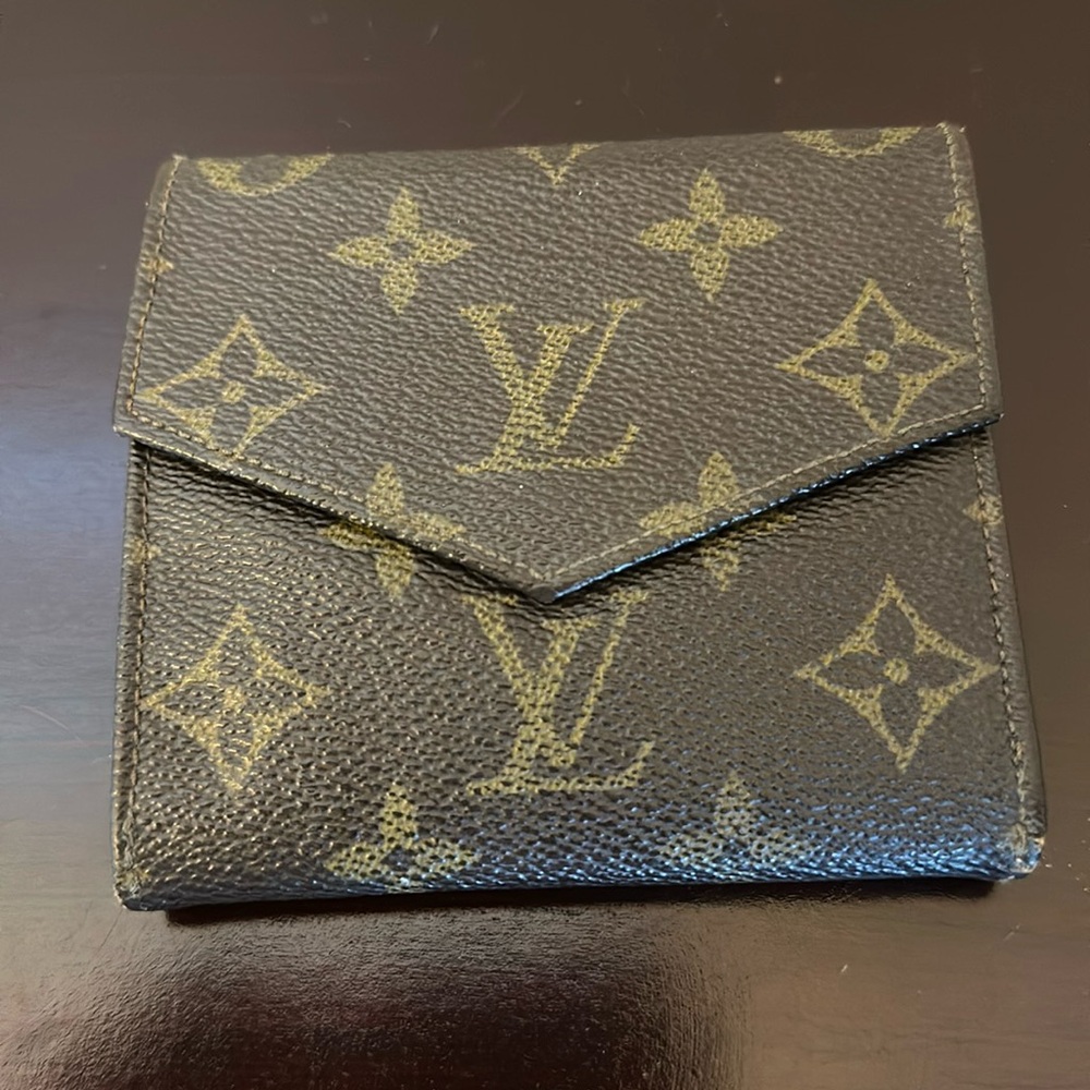 Louis Vuitton monogram wallet. Good condition